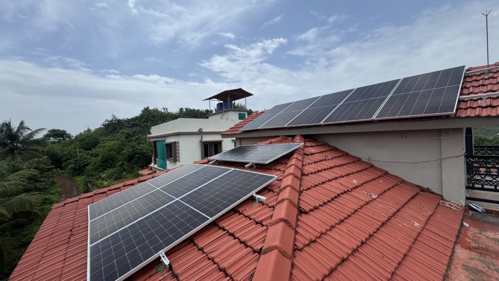 5.58 kW
Hybrid Solar System 